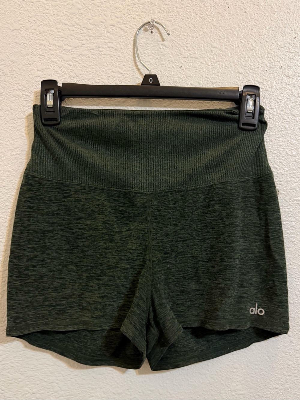 ALO Yoga Ribbed High-Waist Bike Shorts in Dark Green